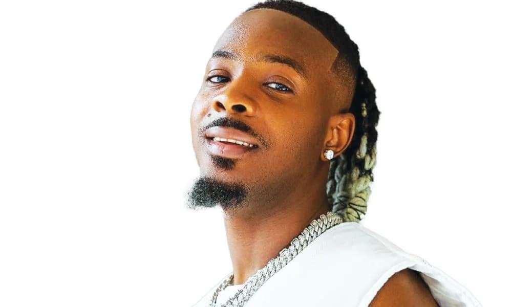Young Jonn Rejects Blaqbonez’s Collaboration Request Over Resurfaced 2015 Tweet
